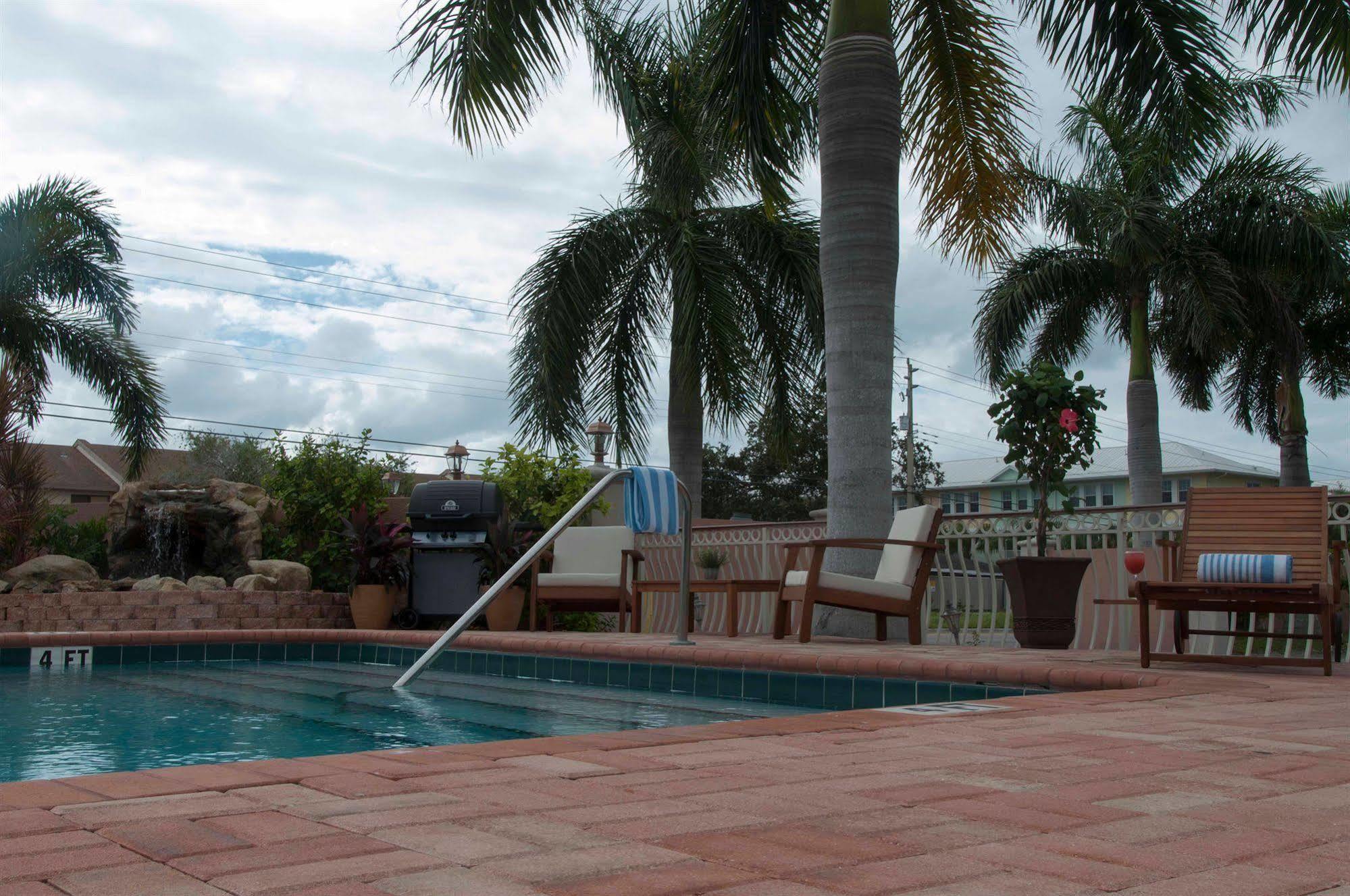 Motel Hibiscus - Point O'Rocks