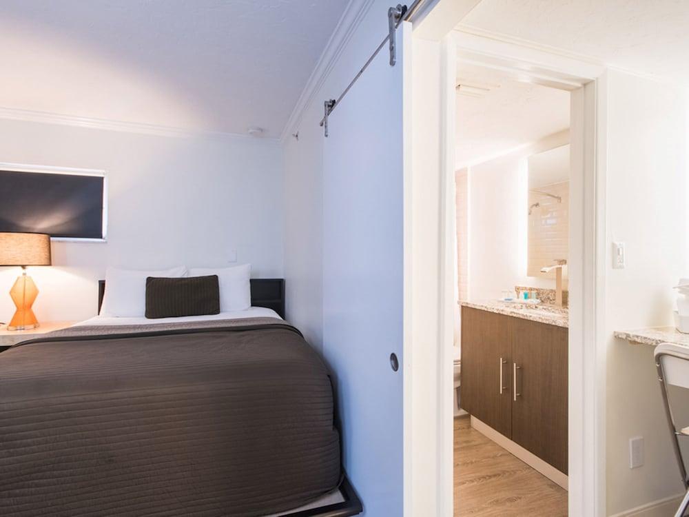 Motel Hibiscus - Sarasota 3*